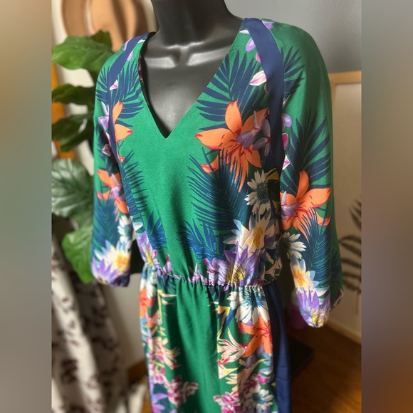 Collective Concepts Tropical Floral Green Dress - Picture 2 of 6